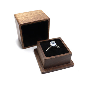 Boîte en bois personnalisée pour bijoux, motif ciel et terre, boîte d'emballage pour bagues en bois massif de haute qualité, vente en gros de boîtes en bois - Product Image 3