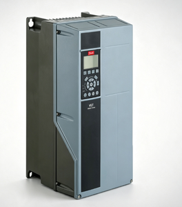 11KW 15 380-480 VAC IP55 Type 1 Classe RFI (C3), Sans option de découpe, Sans option de connexion au réseau, Sans option A, Sans option B, Non revêtu - Product Image 3