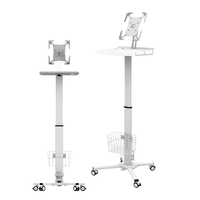 Postes de travail mobiles modernes, chariots pour ordinateurs portables, roulettes pour tablettes, installation de mobilier commercial