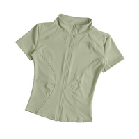 Jaket Yoga Wanita Ringan, Elastisitas Tinggi, Lengan Pendek, Kerah Tegak, Pas Badan, Cocok untuk Latihan Kebugaran, Bahan Bernapas
