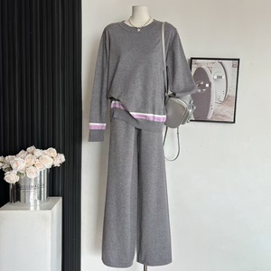 2025 <span class=keywords><strong>tenue</strong></span> pour femmes pour automne/hiver ensemble deux pièces tricoté à col rond, <span class=keywords><strong>grande</strong></span> <span class=keywords><strong>taille</strong></span>, costume tricoté pour femmes à la mode et décontracté - Product Image 3