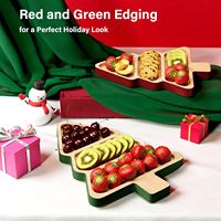 Bloc à découper en bois dans la conception de l'arbre de Noël pour servir des collations Desserts au fromage Plateaux décoratifs