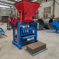 Machine à blocs de béton à deux trous de 6 pouces avec une production quotidienne de 5000 pièces