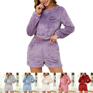 Custom Swing Tag Activewear Cálido Invierno Otoño Gimnasio Traje Deportes Crop Y Pantalones Cortos Conjunto Entrenamiento Recortado Franela Para Mujeres - Product Image 5