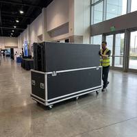 Écran LED pliable portable PFC-7M avec flight case intégré, levage hydraulique, affichage LED extérieur P3.91 pour événements scéniques