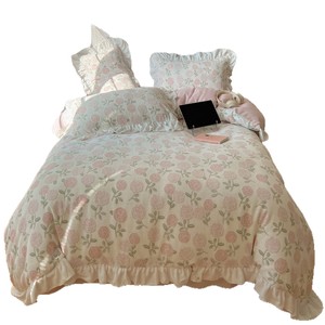 Parure de lit quatre pièces en molleton de lait épaissi et chaud pour femme, automne-hiver, avec motif dentelle, anti-boulochage, impression réactive - Product Image 5