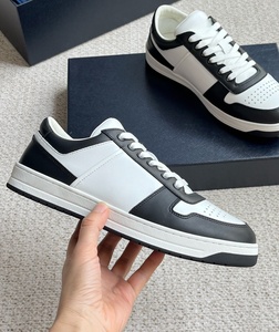 Zapatillas de Lujo para Hombre, de Cuero con Rayas, de Diseñador, de Marca de Moda, Zapatos Deportivos de Alta Calidad, Zapatos de Caminar de Lujo para Mujer - Product Image 1