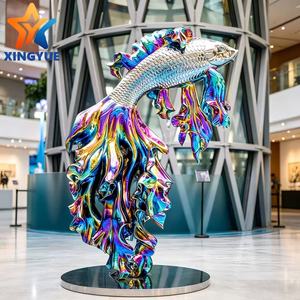 Scultura di Pesce Koi in Acciaio Inossidabile Iridescente Elettroplaccato per Decorazione di Hotel, Atrio Commerciale, Interni ed Esterni - Product Image 2