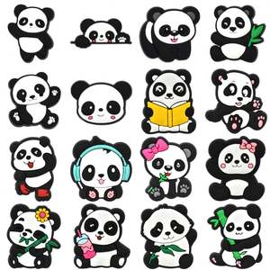 Simpatico cartone animato <span class=keywords><strong>Panda</strong></span> zoccolo scarpe ornamento Pvc flessibile colla rimovibile accessori per scarpe fibbia all'ingrosso - Product Image 1