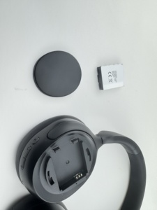 Auriculares inalámbricos con batería reemplazable que prolongan la vida útil de los auriculares, máxima rentabilidad, fácil mantenimiento propio, menores costos de reparación - Product Image 3