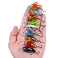 Umpan buatan engkol 4.5CM-4G, umpan pancing plastik keras untuk memancing Bass bergaris
