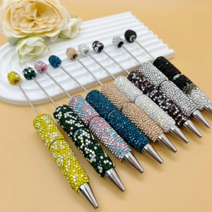 Stylo à bille personnalisé avec strass, <span class=keywords><strong>action</strong></span> rotative, couleur unie, stylo en cristal pour cadeau, bureau, école, promotion - Product Image 2