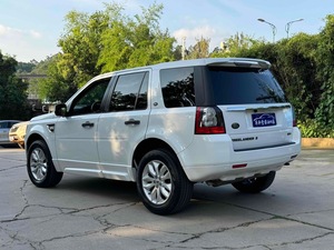 Voiture à bas prix <span class=keywords><strong>Landa</strong></span> Rovera Freelander 2 modèle 2012 2.2T SD4 HSE version diesel - Product Image 5