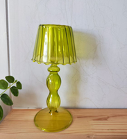 Vente en gros de porte-bougies en verre soufflé à la main, en forme de lampe de table, cierge côtelé pour la décoration de mariage et de table à domicile
