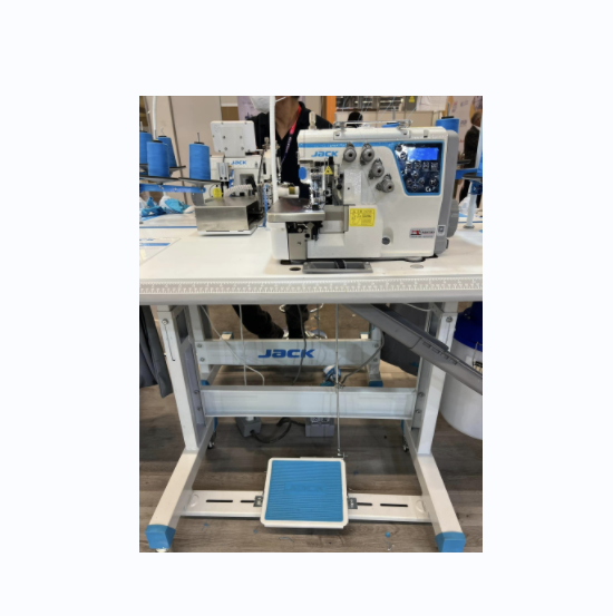 Full Automatic Chinese Brand Semi-dry Direct-drive Overlock Sewing Machine in Stock JACK C6 on Sale