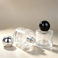 Flacon pulvérisateur en aluminium argenté transparent pour cosmétiques, 50 ml, forme cylindrique, flacon atomiseur de parfum avec couvercle rond en plastique doré