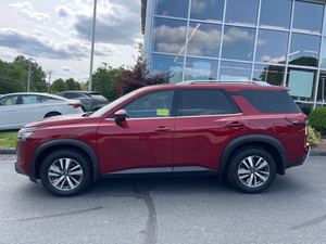 <span class=keywords><strong>Nissan</strong></span> Pathfinder SL AWD 2024 Rossa (Usato - Ottime Condizioni) Avvio Remoto Pacchetto Traino Sedili in Pelle ACC Guida a Sinistra Scuro - Product Image 3