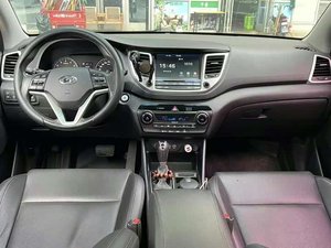 <span class=keywords><strong>Hyundai</strong></span> <span class=keywords><strong>Tucson</strong></span> <span class=keywords><strong>2016</strong></span> 2017 2018 à transmission automatique, SUV robuste pour un usage quotidien, best-seller - Product Image 3
