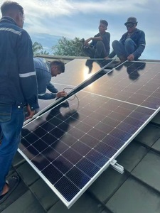 Panneaux solaires monocristallins PERC demi-cellules double vitrage JA Solar 525W-550W – Haute qualité, vente en gros directe usine - Product Image 1