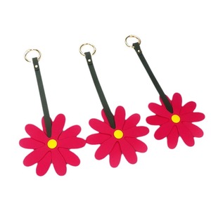Personalized Pu Leather Daisy <b>Keychain</b> Adornment Handbag Pendant Bag Charm Decoration Gifts Charm Hanging for Women Bags - Product Image 5