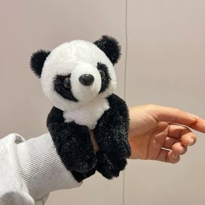 Pulsera de Peluche de Capibara de Moda para Niños, Ideal para Cumpleaños - Product Image 5