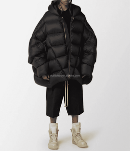 Veste matelassée surdimensionnée de luxe unisexe FW22 Strobe <span class=keywords><strong>Duvet</strong></span> <span class=keywords><strong>Jumbo</strong></span> Peter, veste à capuche noire surdimensionnée pour homme - Product Image 2