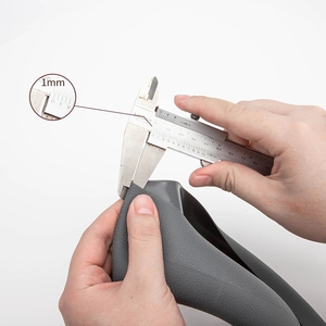 <span class=keywords><strong>Funda</strong></span> <span class=keywords><strong>Protectora</strong></span> <span class=keywords><strong>para</strong></span> <span class=keywords><strong>Volante</strong></span> de Coche, Universal, Antideslizante, de Silicona Suave, Accesorios <span class=keywords><strong>para</strong></span> el Interior del Automóvil - Product Image 3