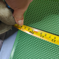Moule en feuille d'EVA avec motif de massage, revêtement en téflon, cadre fixe, angle conique de 45 degrés pour la production de feuilles d'EVA expansées pour tongs