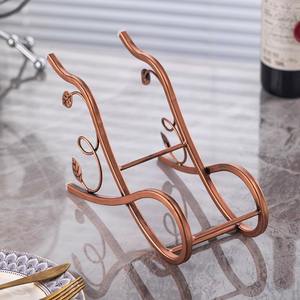 Porte-bouteilles en fer rétro de luxe pour exposition, capacité inférieure à 10 bouteilles, support de rangement pour bouteilles en métal - Product Image 3