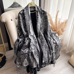 ขายส่งผ้าคลุมไหล่ ผ้าโพกศีรษะ และผ้าพันคอพิมพ์ลายสไตล์ชาติพันธุ์ลายแคชชูยอดนิยมสำหรับผู้หญิงในยุโรปและอเมริกา - Product Image 2