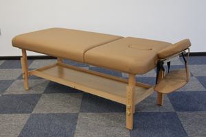 Sukar Salon Spa Lit pour thérapie à domicile Lit 2 sections <span class=keywords><strong>Table</strong></span> <span class=keywords><strong>de</strong></span> <span class=keywords><strong>massage</strong></span> <span class=keywords><strong>fixe</strong></span> en bois - Product Image 3