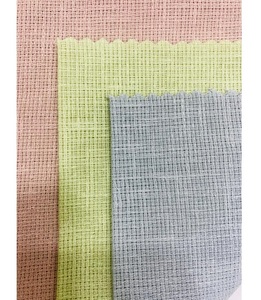 Tissu en coton et lin tissé léger et élégant avec finition teinte unie, texture douce et respirante, et confort optimal toute la journée - Product Image 2