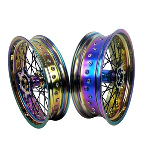Ensemble de roues Supermoto 17 pouces pour KTM EXC SXF 125-530cc, couleur arc-en-ciel, certifié DOT, aluminium anodisé CNC, pièces de course Motard durables - Product Image 3