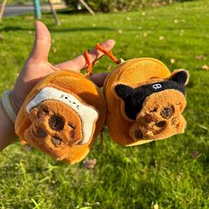 漫画風のかわいいカピバラのコインパース、ぬいぐるみカピバラ、小さなスクールバッグのペンダント、クレーンゲームの景品、ギフト、ぬいぐるみおもちゃ - Product Image 3