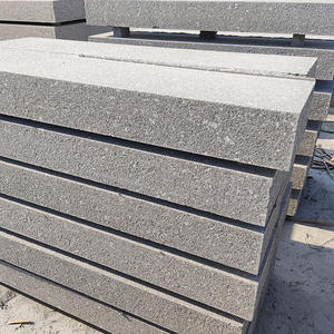 Marches en granit gris foncé au design moderne Pavé d'escalier en pierre Finition flammée avec garantie d'un an Bordure en granit à bords fendus à vendre - Product Image 4