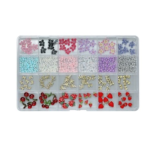 24 Rejillas de Accesorios para Decoración de Uñas DIY: Diseños Franceses Mixtos, Lazos, Perlas, <span class=keywords><strong>Flores</strong></span> y Pedrería de Resina Colorida - Product Image 4