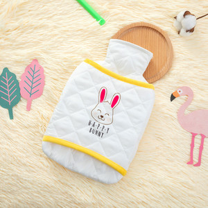 Linda botella de agua caliente con diseño de conejo, tipo chaqueta acolchada blanca, antiexplosión, para manos y pies. - Product Image 1