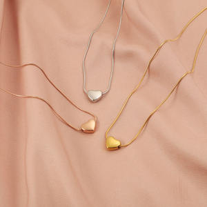 Acier Inoxydable Pvd Plaqué Or 3D Coeur Collier Snaky Chian Collier pour Filles Femmes - Product Image 6