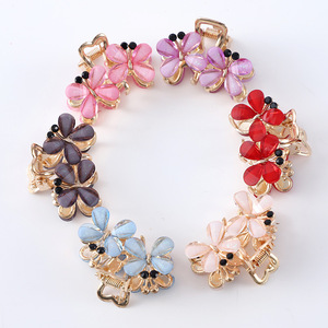 กิ๊บติดผมแฟชั่น ดีไซน์ผีเสื้อหลากสีสัน สำหรับผู้หญิง ใช้ได้ทุกวัน เครื่องประดับศีรษะ ฤดูร้อน 2022 ผลิตจากเมืองอี้หวู่ - Product Image 4