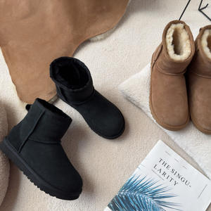 Botas de nieve de piel de oveja de una pieza para mujer 2026, suela gruesa, aumento de altura, cálidas de lana, botines de nieve, novedad - Product Image 3