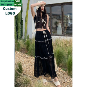 Ensemble de soirée élégant pour femme, couleur unie, avec haut tendance et jupe sexy à col halter, collection été 2025 de haute qualité - Product Image 4