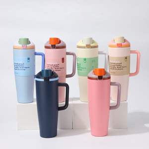 Gobelet isotherme à double paroi en acier inoxydable 40 oz avec logo personnalisé, poignée et couvercle Freesip pour les voyages - Product Image 1