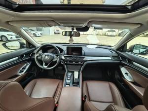 Autos Usados de Bajo <span class=keywords><strong>Precio</strong></span> para Exportación en Lote, Versiones Híbridas de Bajo Consumo, Guangqi <span class=keywords><strong>Honda</strong></span> Inspire HATCHBACK, Bajo Consumo de Combustible, Emisión Euro V - Product Image 4