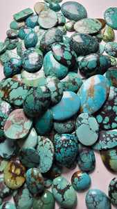 Cabujón de Turquesa Tibetana Natural |   Piedras Sueltas Auténticas de Grado AAA con Iridisencia, Formas Mixtas para Joyería - Product Image 4