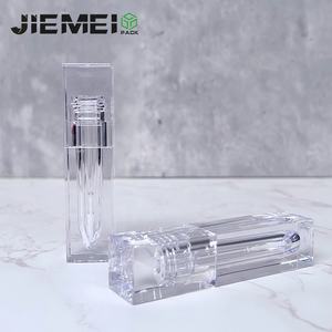 Flacon vide pour <span class=keywords><strong>gloss</strong></span> à lèvres carré en PET avec couvercle métallique de haute qualité JIEMEI, 4,5 ml, tube transparent pour <span class=keywords><strong>gloss</strong></span> à lèvres, emballage élégant pour teinte à lèvres - Product Image 4