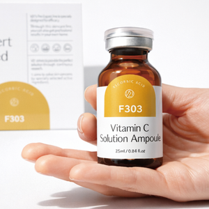 Ampolla de solución de vitamina C V21 de 25 ml con ácido ferúlico para iluminar y cuidar la hidratación - Product Image 1