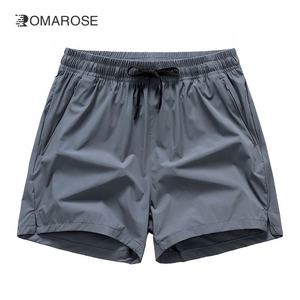 Short de sport décontracté pour homme Short de sport respirant en soie glacée avec poches et cordon de serrage Short de course à séchage rapide - Product Image 2