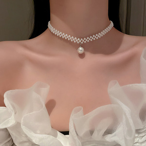 Collier pendentif en perles d'imitation géométriques irrégulières, style palais français vintage, chaîne de clavicule pour femme, idéal pour les soirées - Product Image 2