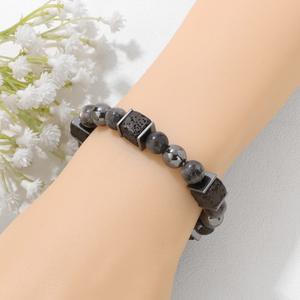 Bracelet extensible populaire 8 mm en œil de tigre Ximang pour homme, orné de perles carrées en roche volcanique et hématite, bijou de mode - Product Image 4