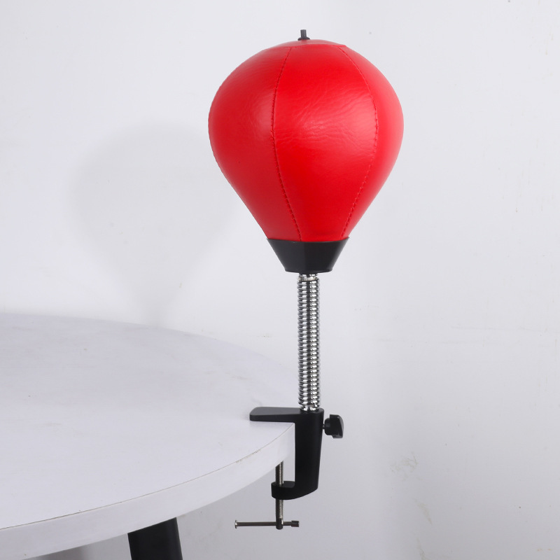 Pleine boule rouge de vitesse de bureau d'agrafe